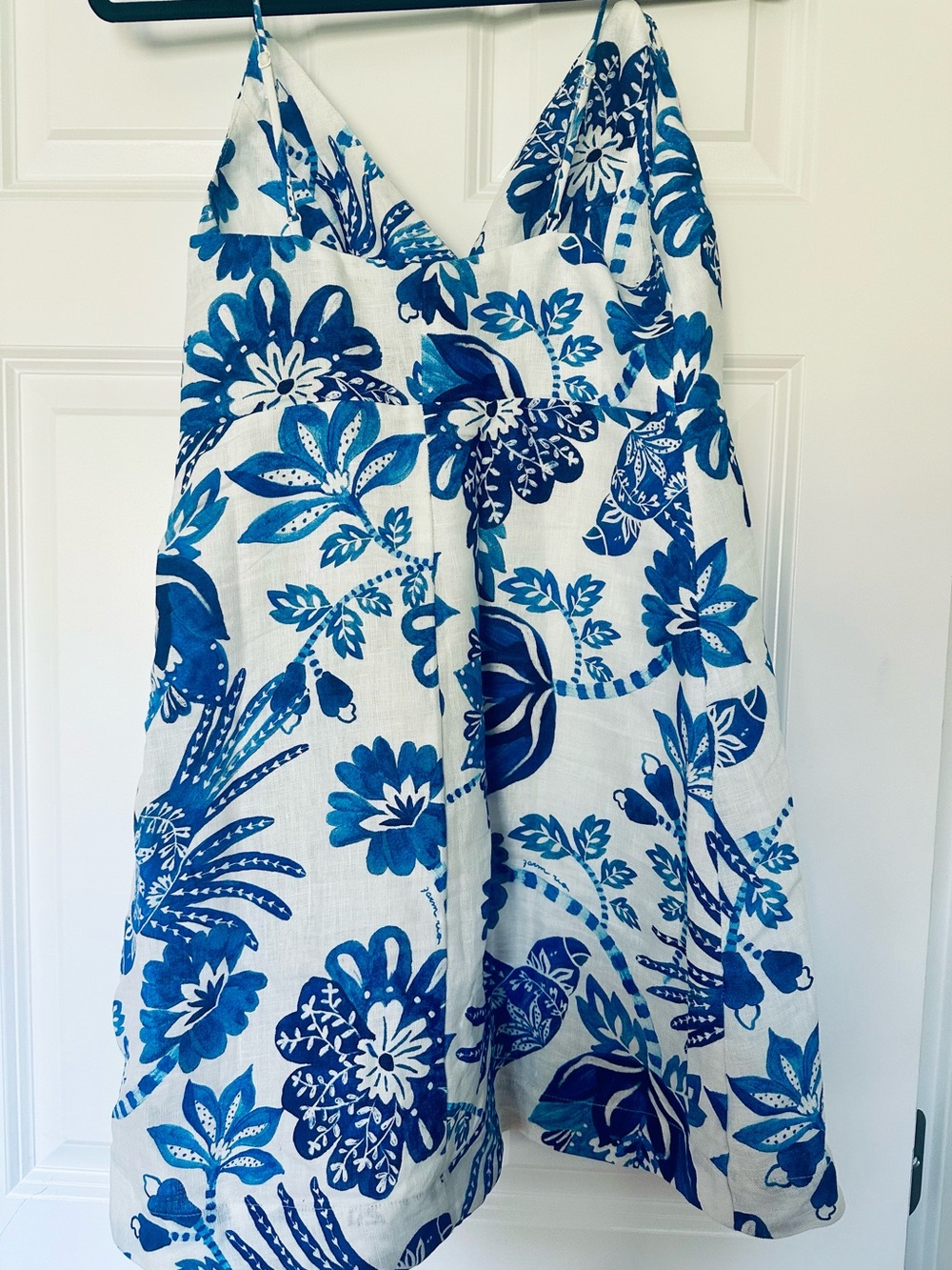 Farm Rio NWT Blue and White Floral Spaghetti Strap Mini Dress - Picture 6 of 7